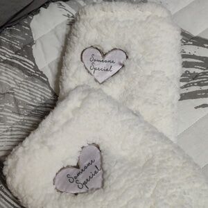 Comfort Collection by Pavilion Creamy Fleece Socks (NWOT)
